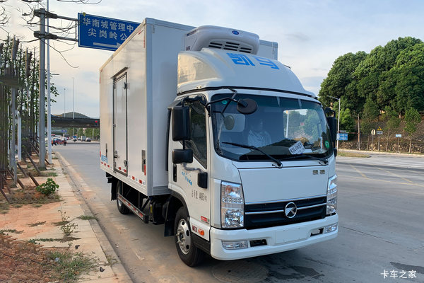 凯马 凯捷M3 4.08米冷藏车