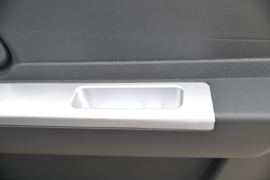 K23&nbsp;载货车驾驶室                                               图片