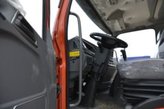 飞碟奥驰 V6系列 220马力 6X2 6.8米栏板载货车(FD1241P67K5-1)