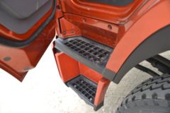 飞碟奥驰 V6系列 220马力 6X2 6.8米栏板载货车(FD1241P67K5-1)