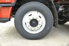 飞碟奥驰 V6系列 220马力 6X2 6.8米栏板载货车(FD1241P67K5-1)