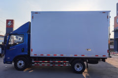 上汽跃进 超越C500 170马力 4X2 4.09米冷藏车(SH5043XLCZFDDWZ)