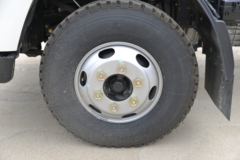 江铃 凯运强劲版 152马力 4.08米单排厢式轻卡(JX5045XXYTGA25)