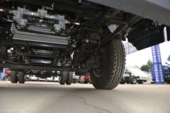 江铃 凯运强劲版 152马力 4.08米单排厢式轻卡(JX5045XXYTGA25)