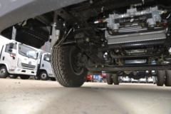 江铃 凯运强劲版 152马力 4.08米单排厢式轻卡(JX5045XXYTGA25)