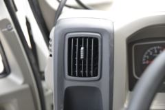 江铃 凯运蓝鲸 129马力 4X2 3.98米冷藏车(JX5045XLCTGA25)