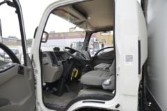江铃 凯运蓝鲸 129马力 4X2 3.98米冷藏车(JX5045XLCTGA25)