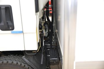 ���� �������� 129���� 4X2 3.98����س�ͼƬ