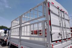 凯马 凯捷M1 110马力 3.6米单排仓栅式轻卡(KMC5041CCYA28D5) 凯马 凯捷M1 110马力 3.6米单排仓栅式轻卡(KMC5041CCYA28D5)