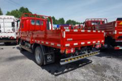 凯马 凯捷M3 130马力 3.83米排半栏板轻卡(KMC1042A33P5)