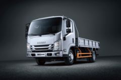 江西五十铃 翼放ES7 170马力 4.2米单排栏板轻卡(国六)(JXW1060CDJA2)