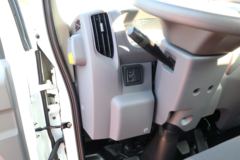 福田 奥铃新捷运 青春版Plus 130马力 4.17米单排栏板轻卡(BJ1048V9JBA-A1)