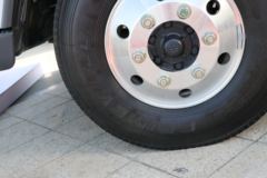 福田 奥铃新捷运 青春版Plus 130马力 4.17米单排栏板轻卡(BJ1048V9JBA-A1)