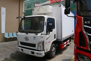 一汽红塔 解放公狮 110马力 4X2 4.05米冷藏车(XBZ5040XLCC6)