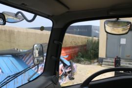 一汽红塔底盘 洒水车/喷洒车驾驶室图片