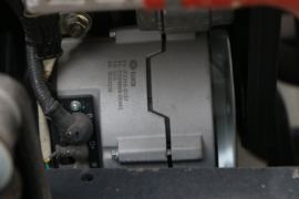 一汽红塔底盘 洒水车/喷洒车底盘图片