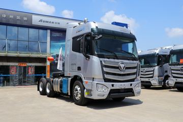 福田 欧曼EST 6系重卡 北方版 580马力 6X4 牵引车(国六)