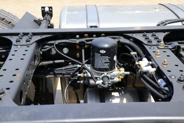  ŷEST 6ϵؿ Խ 560 6X4 AMTԶǣ()(BJ4259Y6DHL-01)ͼƬ