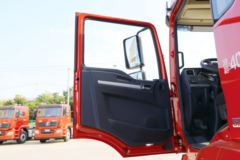 陕汽重卡 德龙新M3000 轻量化版 430马力 6X4牵引车(SX4250MC4Q1)