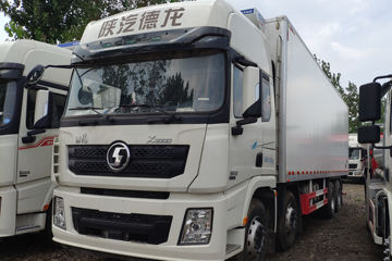陕汽重卡 德龙X3000 375马力 8X2 9.5米冷藏车(SX5320XLC4C45B)