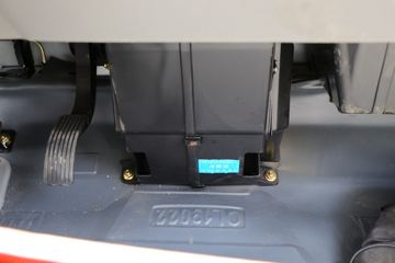 һ������ ��Ű��� 84���� 3.715�׵��Ų�դʽ�Ῠ(CA5040CCYK2L3E5-1)ͼƬ