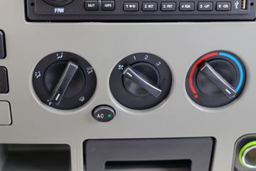 һ������ ��Ű��� 84���� 3.715�׵��Ų�դʽ�Ῠ(CA5040CCYK2L3E5-1)ͼƬ