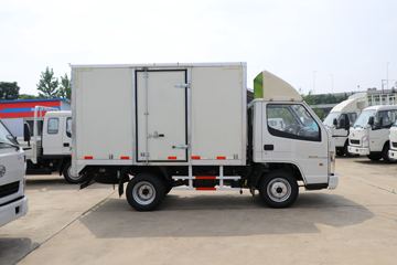 һ������ ��Ű��� 84���� 3.715�׵�����ʽ�Ῠ(CA5040XXYK2L3E5-1)ͼƬ