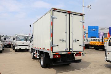 һ������ ��Ű��� 84���� 3.715�׵�����ʽ�Ῠ(CA5040XXYK2L3E5-1)ͼƬ