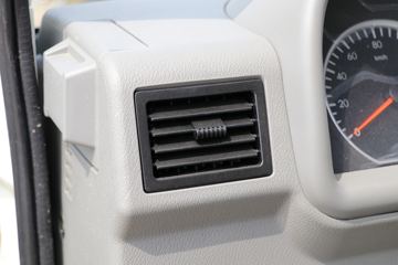 һ������ ��Ű��� 84���� 3.715�׵�����ʽ�Ῠ(CA5040XXYK2L3E5-1)ͼƬ