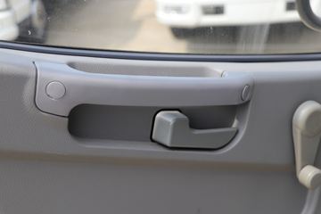 һ������ ��Ű��� 84���� 3.715�׵�����ʽ�Ῠ(CA5040XXYK2L3E5-1)ͼƬ