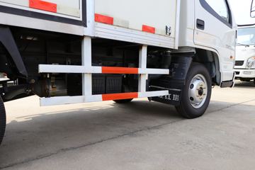 һ������ ��Ű��� 84���� 3.715�׵�����ʽ�Ῠ(CA5040XXYK2L3E5-1)ͼƬ