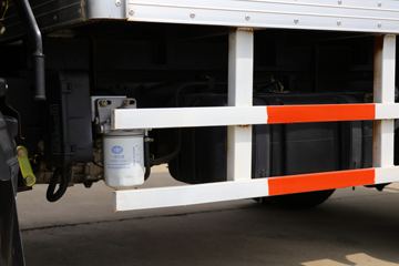 һ������ ��Ű��� 84���� 3.715�׵�����ʽ�Ῠ(CA5040XXYK2L3E5-1)ͼƬ