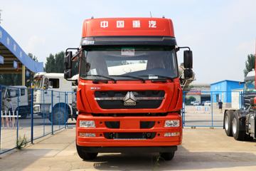 斯太尔D7W 牵引车外观                                                图片