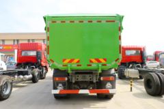 中国重汽成都商用车 斯太尔D7W重卡 400马力 8X4 5.6米自卸车(ZZ3313N2561E1N)