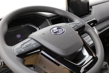 Ծ�� ����H500 148���� 4.17�׵�����ʽ�Ῠ(�ٱ�4.375)(SH5042XXYZFDCWZ6)ͼƬ