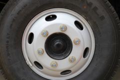 跃进 快运H500 148马力 4.17米单排厢式轻卡(速比4.375)(SH5042XXYZFDCWZ6) 跃进 快运H500 148马力 4.17米单排厢式轻卡(速比4.375)(SH5042XXYZFDCWZ6)