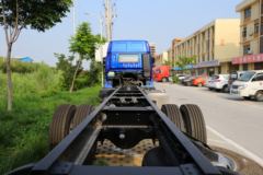 福田 欧曼新ETX 6系重卡 245马力 6X2 8米仓栅式载货车(速比4.444)(BJ5253CCY-AB)