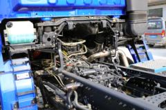 福田 欧曼新ETX 6系重卡 245马力 6X2 8米仓栅式载货车(速比4.444)(BJ5253CCY-AB)