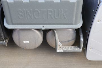 �й����� HOWO T7H�ؿ� 460���� 6X4 Σ��Ʒǣ����(ZZ4257V324HE1W)ͼƬ