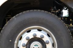 福田 欧曼EST 6系重卡 280马力 6X2 9.6米仓栅式载货车(459后桥)(BJ5209CCY-AA)
