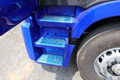 福田 欧曼GTL 6系重卡 西南版 460马力 6X4危险品牵引车(BJ4259SNFKB-AB)