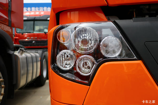 优惠2万 上海HOWO T7H牵引车火热促销中