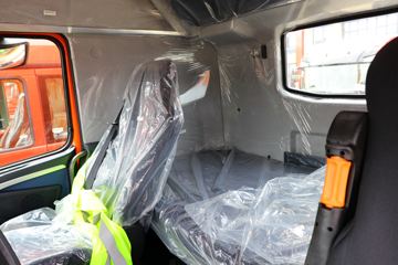 �й����� HOWO T7H�ؿ� 460���� 6X4ǣ����(ZZ4257V324HE1B)ͼƬ