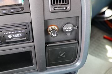 �й����� HOWO T7H�ؿ� 460���� 6X4ǣ����(ZZ4257V324HE1B)ͼƬ