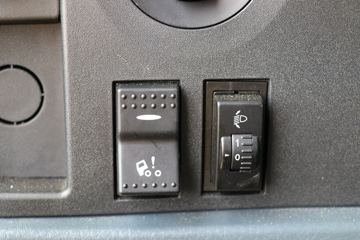 �й����� HOWO T7H�ؿ� 460���� 6X4ǣ����(ZZ4257V324HE1B)ͼƬ