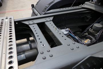 �й����� ���N7G�ؿ� 440���� 6X4 LNGΣ��Ʒǣ����(����)(ZZ4255V3846F1LW)ͼƬ