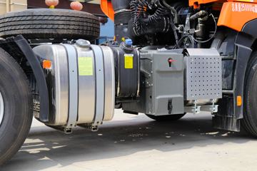 �й����� HOWO T7H�ؿ� 460���� 6X4ǣ����(ZZ4257V324HE1B)ͼƬ