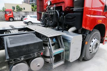 �ൺ��� JH6�ؿ� ׿Խ��2.0 460���� 6X4ǣ����(CA4250P26K2T1E5A80)ͼƬ