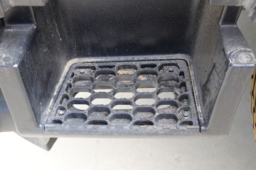 东风天锦KR&nbsp;冷藏车驾驶室图片