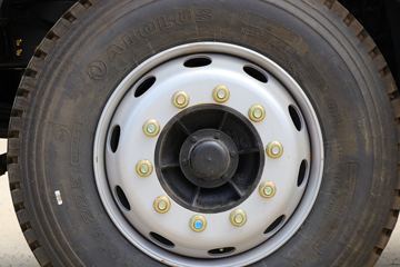 东风天锦KR&nbsp;冷藏车底盘图片